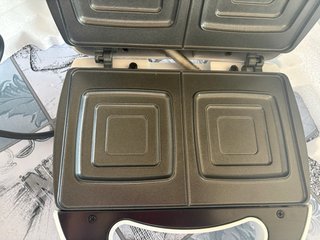 Sandwichera Orbegozo SW 5000