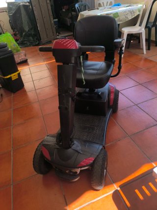 Scooter eléctrico minusválidos