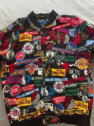 Chaqueta New Era NBA
