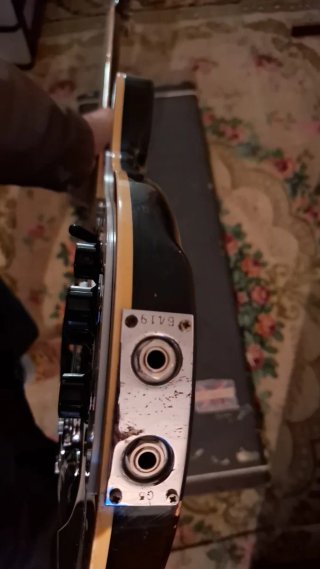 GANGA HOY! Rickenbacker 4001 Jetglo 1992 Bajo Eléc