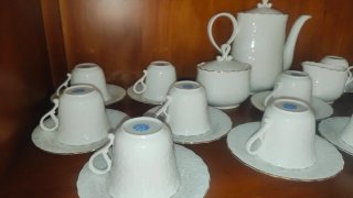 Juego Tazas Café Porcelana Blanca y Oro (Bulgaria)