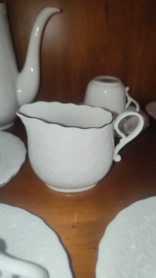 Juego Tazas Café Porcelana Blanca y Oro (Bulgaria)