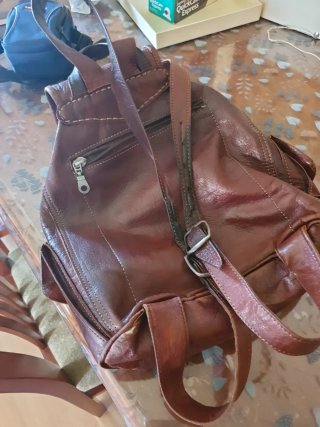 Mochila de piel marrón