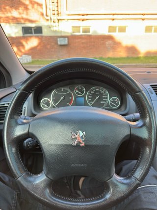 Peugeot 407sw 2006 B🟡