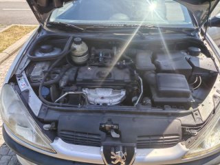 Peugeot 206 2000