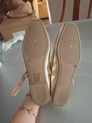 Manoletinas doradas nuevas