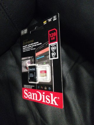 SanDisk Extreme microSDXC 128GB 4K V30 A2
