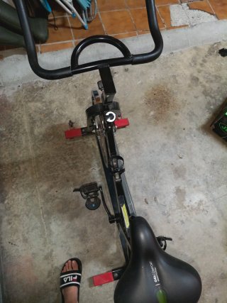 Bicicleta Estática Negra