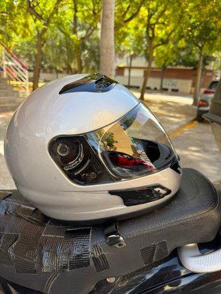 Aprilia Scarabeo 50 negra + Casco M (1 mes ant.)