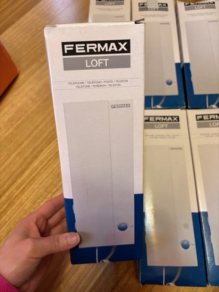 Placa Fermax Skyline + Telefonillo Fermax