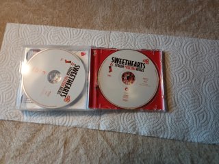 SWEETHEARTS & STOLEN YULETIDE KISSES 3CD