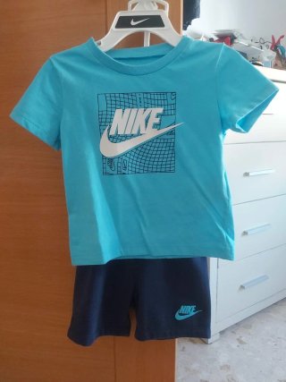 Lote de conjuntos de marca Nike,converse etc