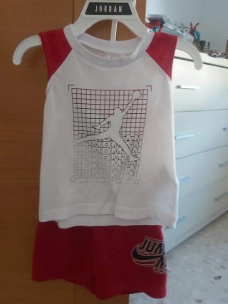 Lote de conjuntos de marca Nike,converse etc