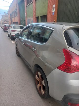 Peugeot 3008 2011