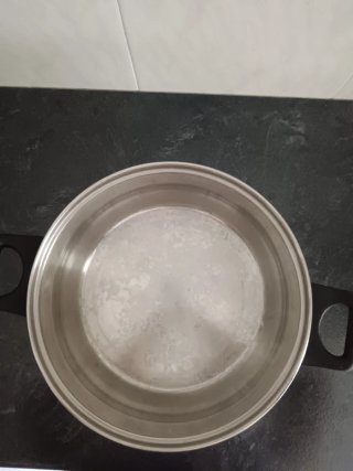 Rayador de cocina metálico