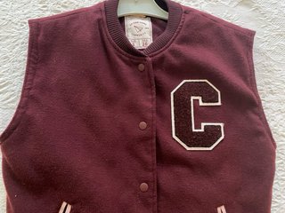 Chaleco Pull&Bear Morado