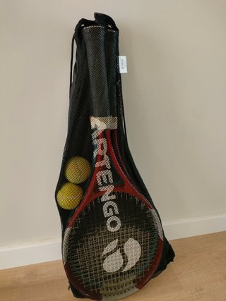 Raquetas de tenis y pelotas