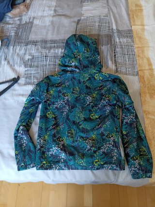 Chaqueta niña estampado hojas 12 años