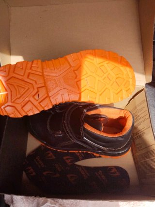 Zapatos de trabajo hombre talla 43 nuevos