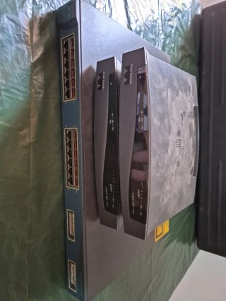Router Cisco Series 800A y switch cisco 3500 serie