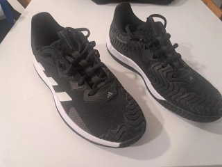 Zapatillas pádel Adidas negras talla 44 y 1/2