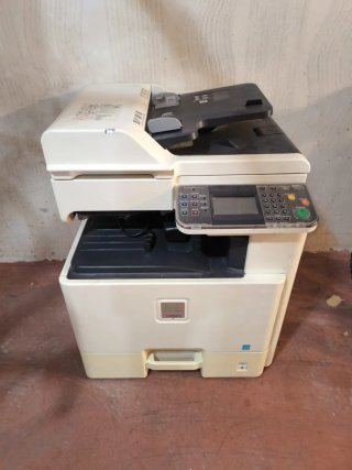 Fotocopiadora Kyocera Blanca