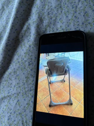 Cuna y trona para bebé