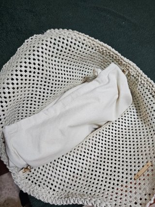 Bolso de playa Calzedonia beige macramé