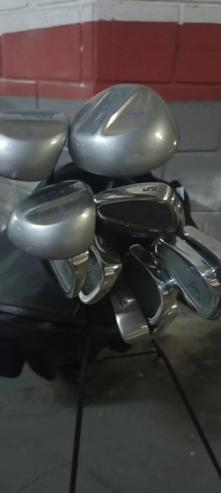 Palos de Golf King Cobra