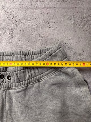 Pantalones Nike Tech Fleece Grises y Negros