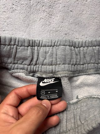 Pantalones Nike Tech Fleece Grises y Negros