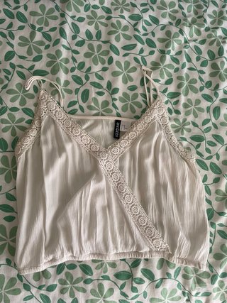 Camiseta tirantes blanca encaje