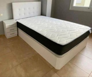 Canapé abatible madera con colchones viscoelastica