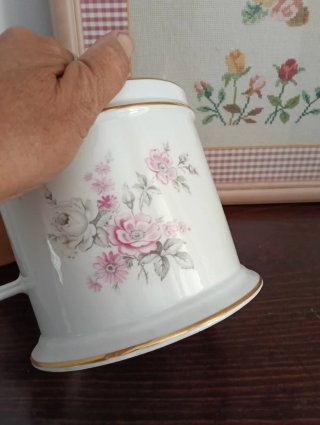 Jarrón porcelana flores rosas y blancas