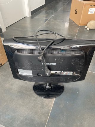 Samsung SyncMaster 2033HD Monitor TV