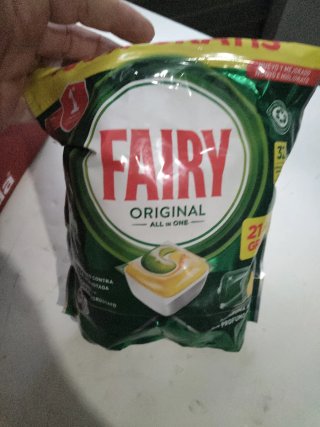 20 Agerul Ambientador Lavavajillas y  1 fairy