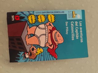 Libro serie "El Capitán Calzoncillos"