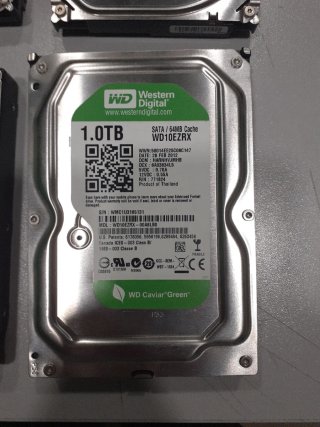 Lote 8 Discos Duros SATA 3.5 1TB