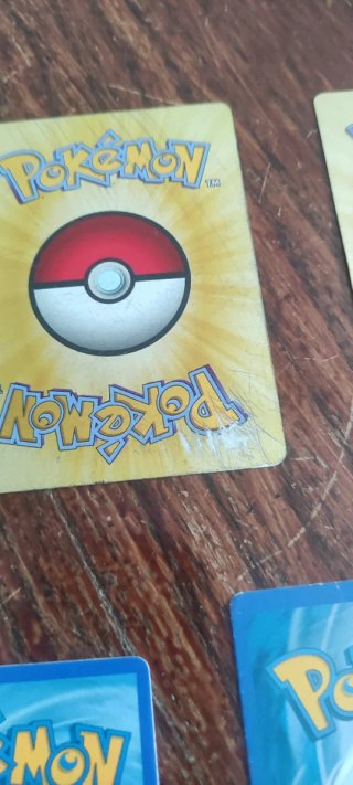 13 Cartas Pokémon Varias