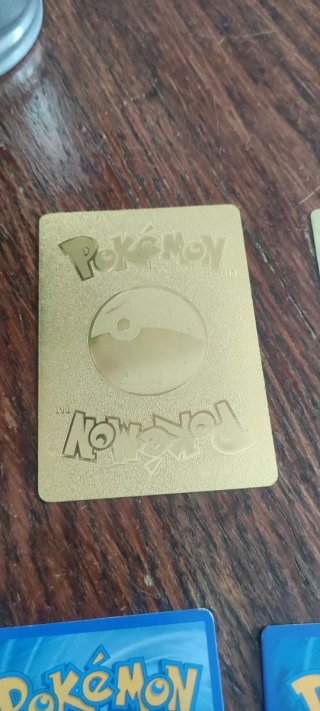 13 Cartas Pokémon Varias