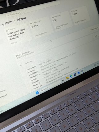 ASUS ZenBook UM431D 14" FullHD Ryzen 5 8/512 SSD