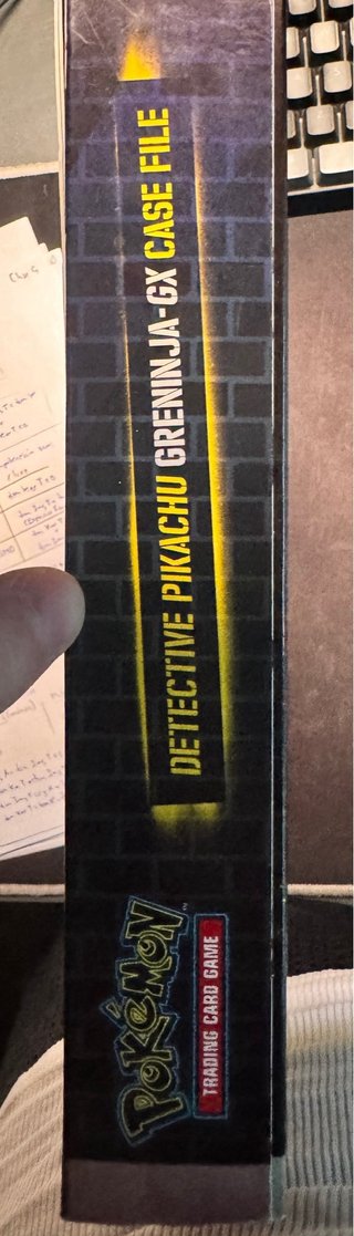 MUY RARA! Detective Pikachu Greninja-GX Box Inglés