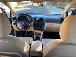 Volkswagen Touran 2011