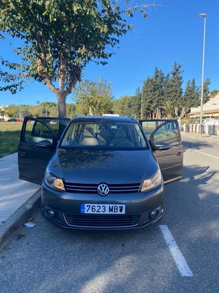Volkswagen Touran 2011