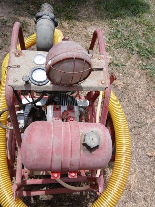 Bomba agua motorizada con chasis