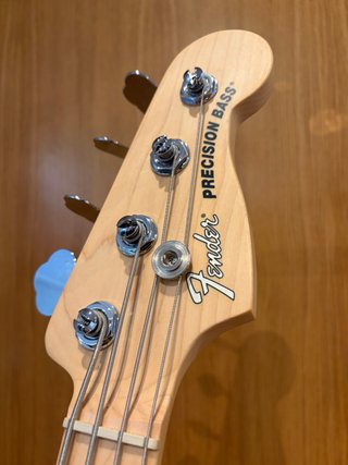 Bajo Fender Precision Bass American Performer