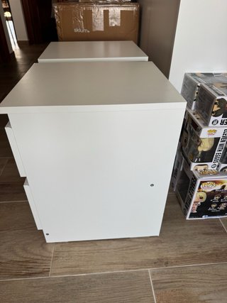 2 Mesitas de Noche Ikea Blancas