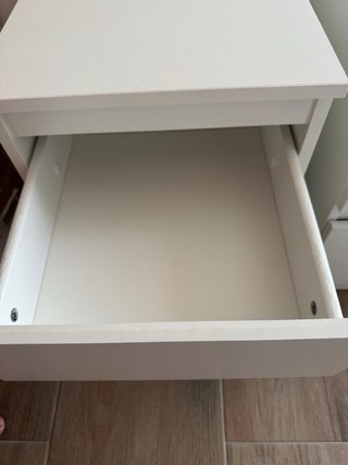 2 Mesitas de Noche Ikea Blancas