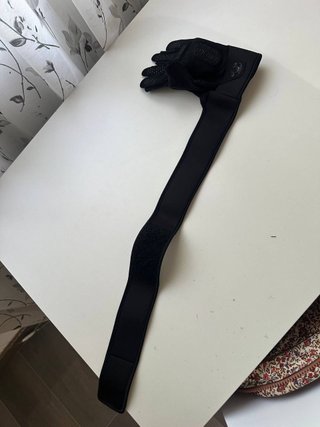 Guantes Gimnasio con Muñequera Negra