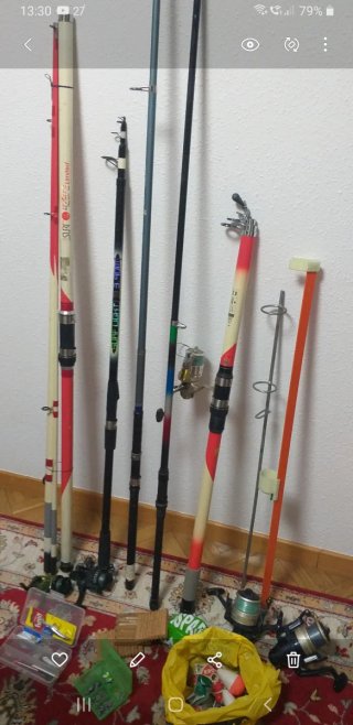 Lote 5 cañas de pesca para mar y río